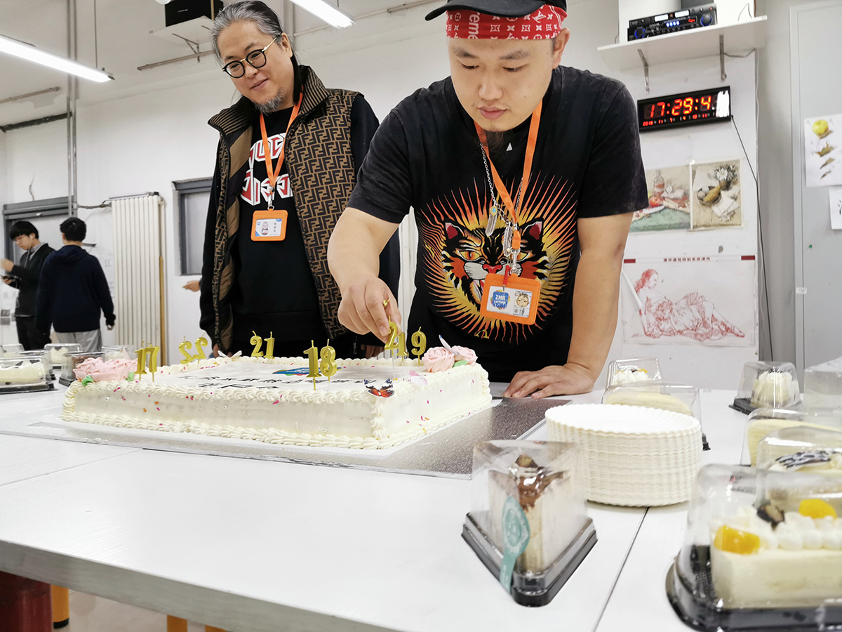 暖暖的集體生日會和頒獎儀式